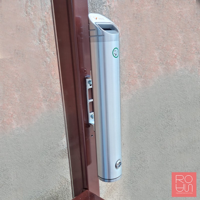 Cendrer mural d'alumini tub Inclinat